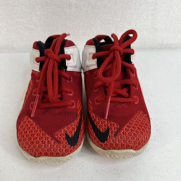 Nike Lebron XII 12 Toddler 5C Red Sneakers Shoes Air Zoom Megafuse Upper - Picture 5 of 11